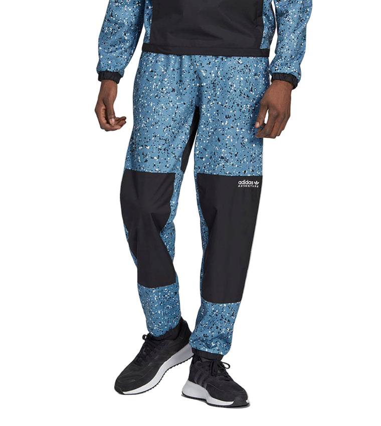 Adventure Winter Allover – awamrk