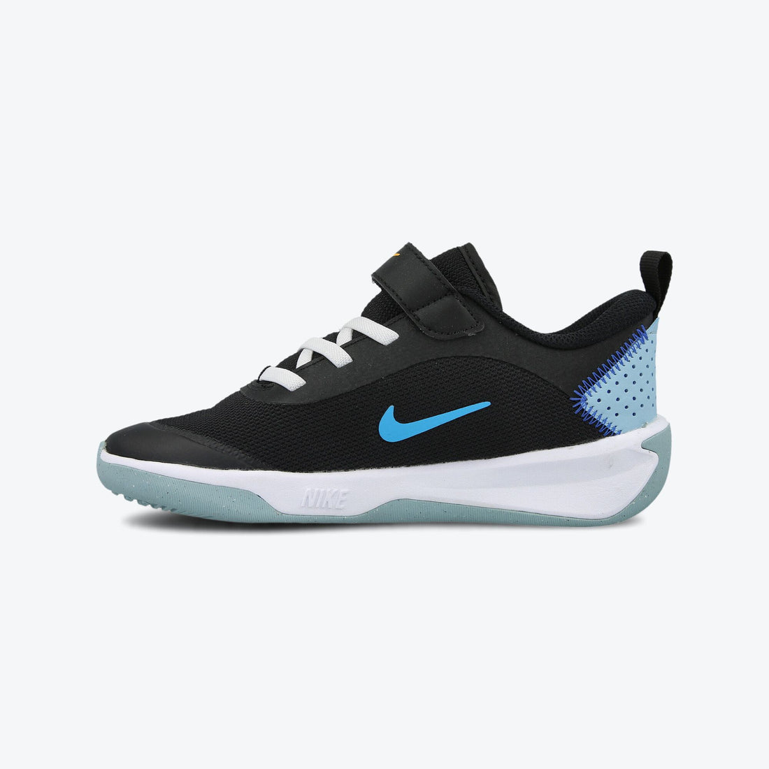 nike omni multi-court DM9026-005